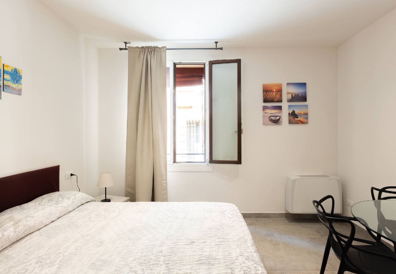 Appartamento a Bologna - Goito 3, Bologna By Short Holidays