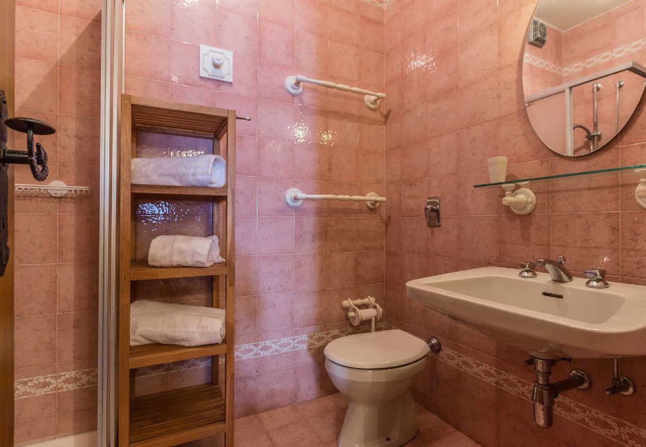 Appartamento a Cortina d´Ampezzo - Cantore, Cortina By Short Holidays