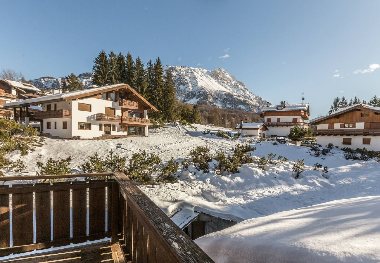 Appartamento a Cortina d´Ampezzo - Cantore, Cortina By Short Holidays