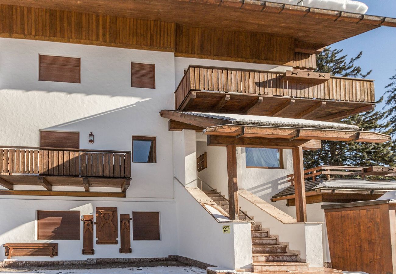 Appartamento a Cortina d´Ampezzo - Cantore, Cortina By Short Holidays