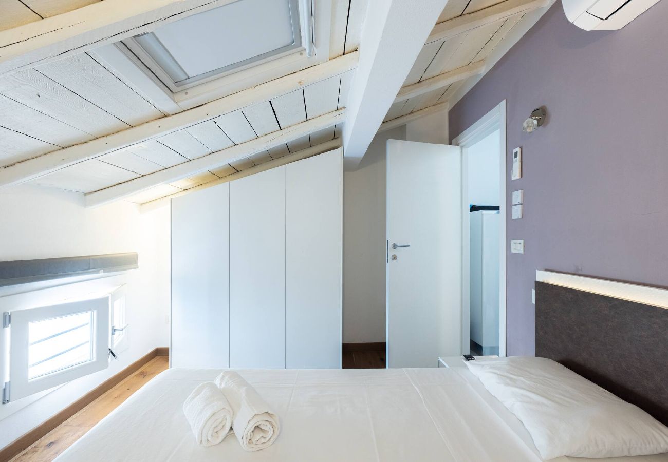 Appartamento a Bologna - Asinelli, Bologna By Short Holidays