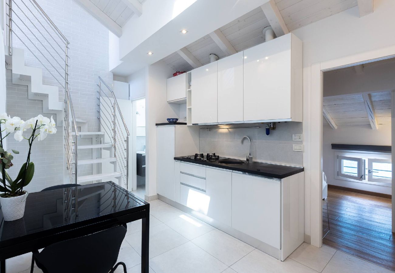 Appartamento a Bologna - Asinelli, Bologna By Short Holidays