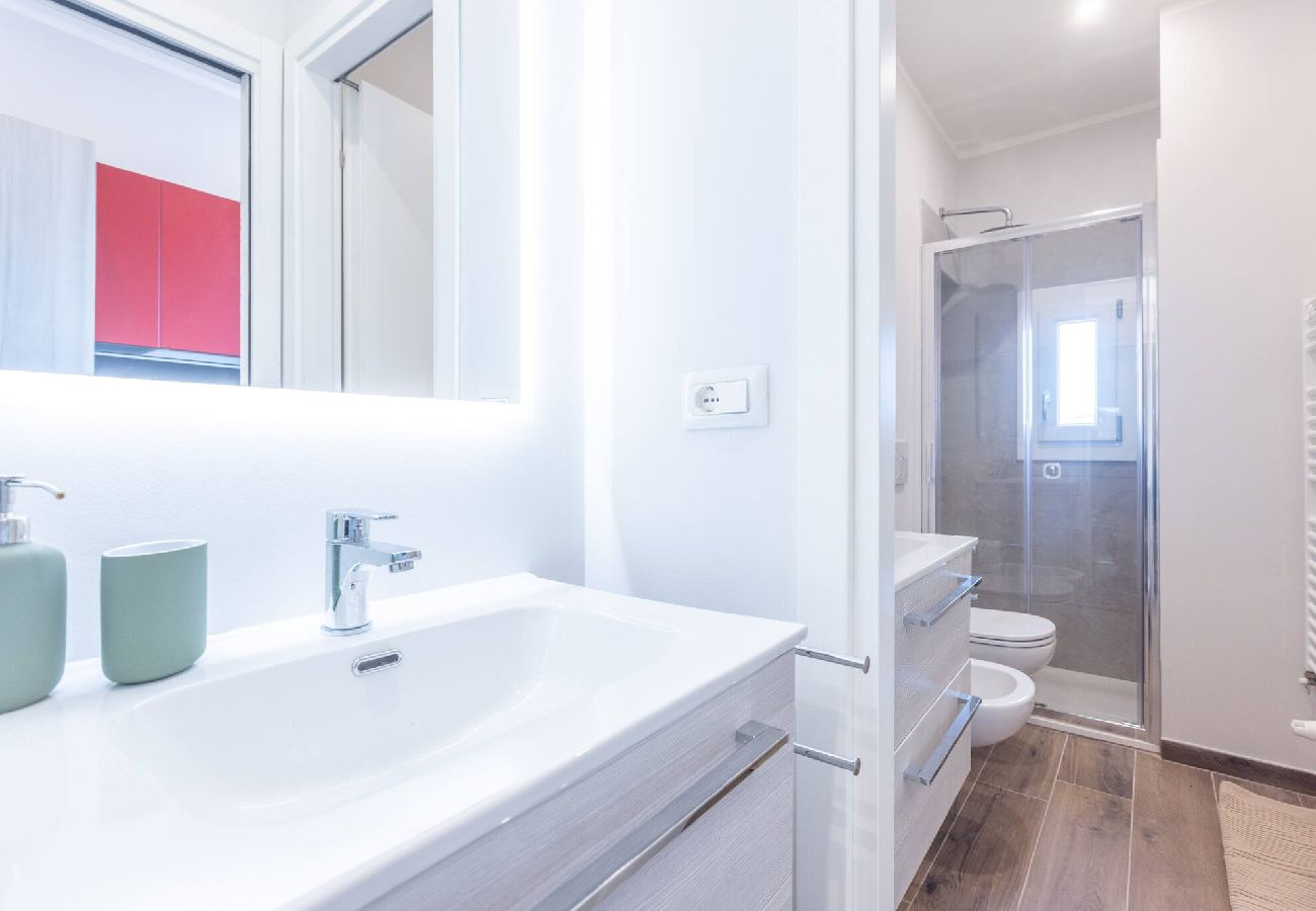 Appartamento a Bologna - Indipendenza, Bologna By Short Holidays