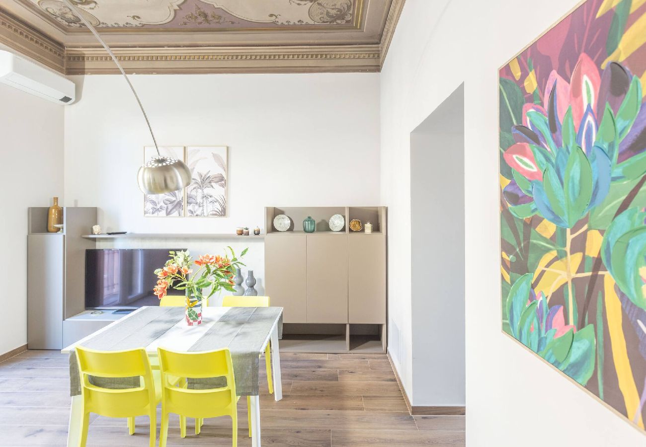 Appartamento a Bologna - Indipendenza, Bologna By Short Holidays