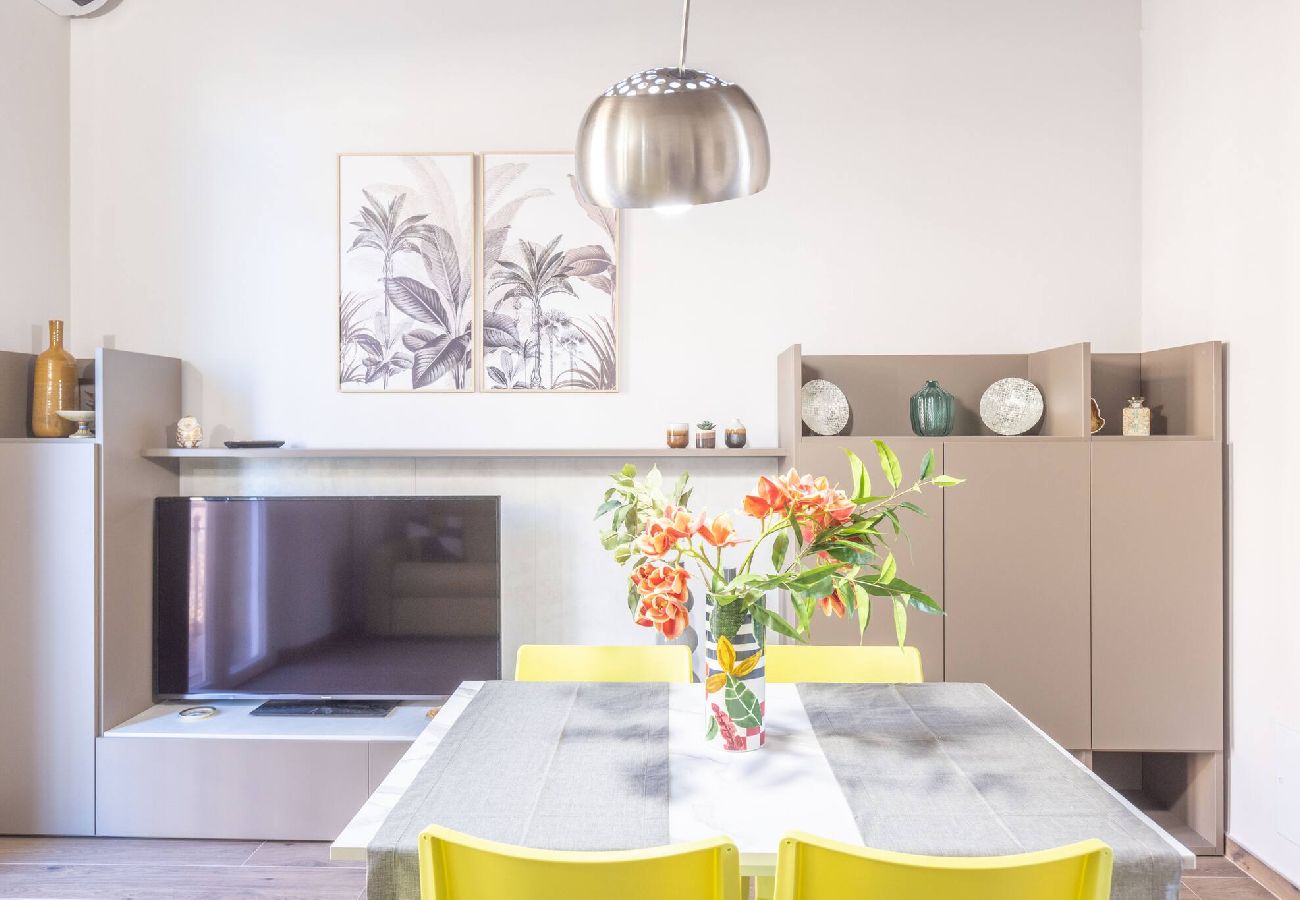 Appartamento a Bologna - Indipendenza, Bologna By Short Holidays
