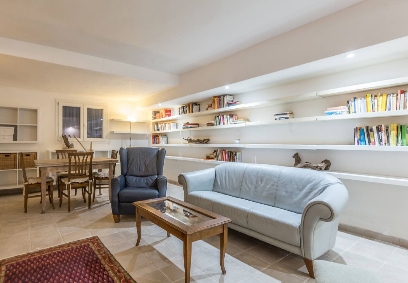Appartamento a Bologna - All´Ombra della Luna, Bologna By Short Holidays