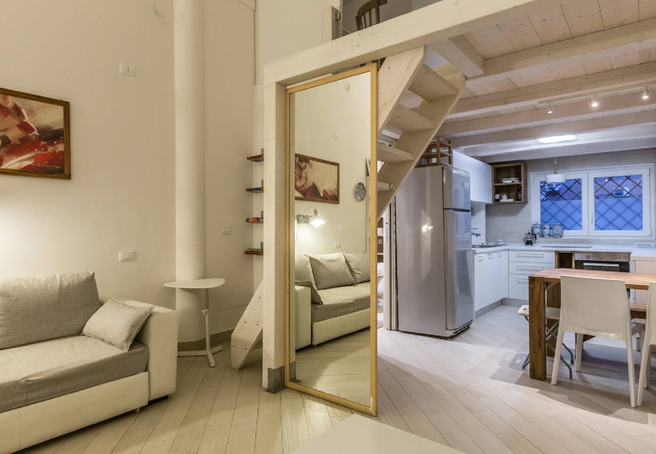 Appartamento a Bologna - All´Ombra della Luna, Bologna By Short Holidays
