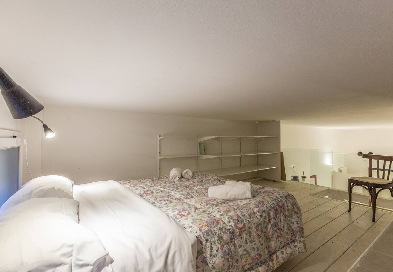 Appartamento a Bologna - All´Ombra della Luna, Bologna By Short Holidays