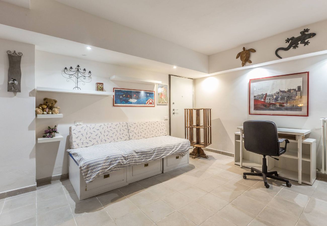 Appartamento a Bologna - All´Ombra della Luna, Bologna By Short Holidays