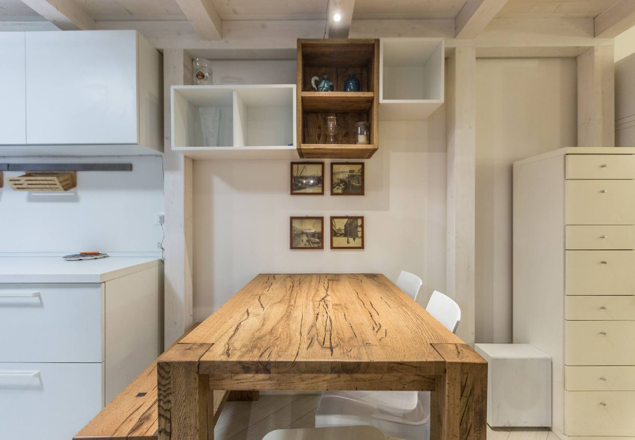 Appartamento a Bologna - All´Ombra della Luna, Bologna By Short Holidays