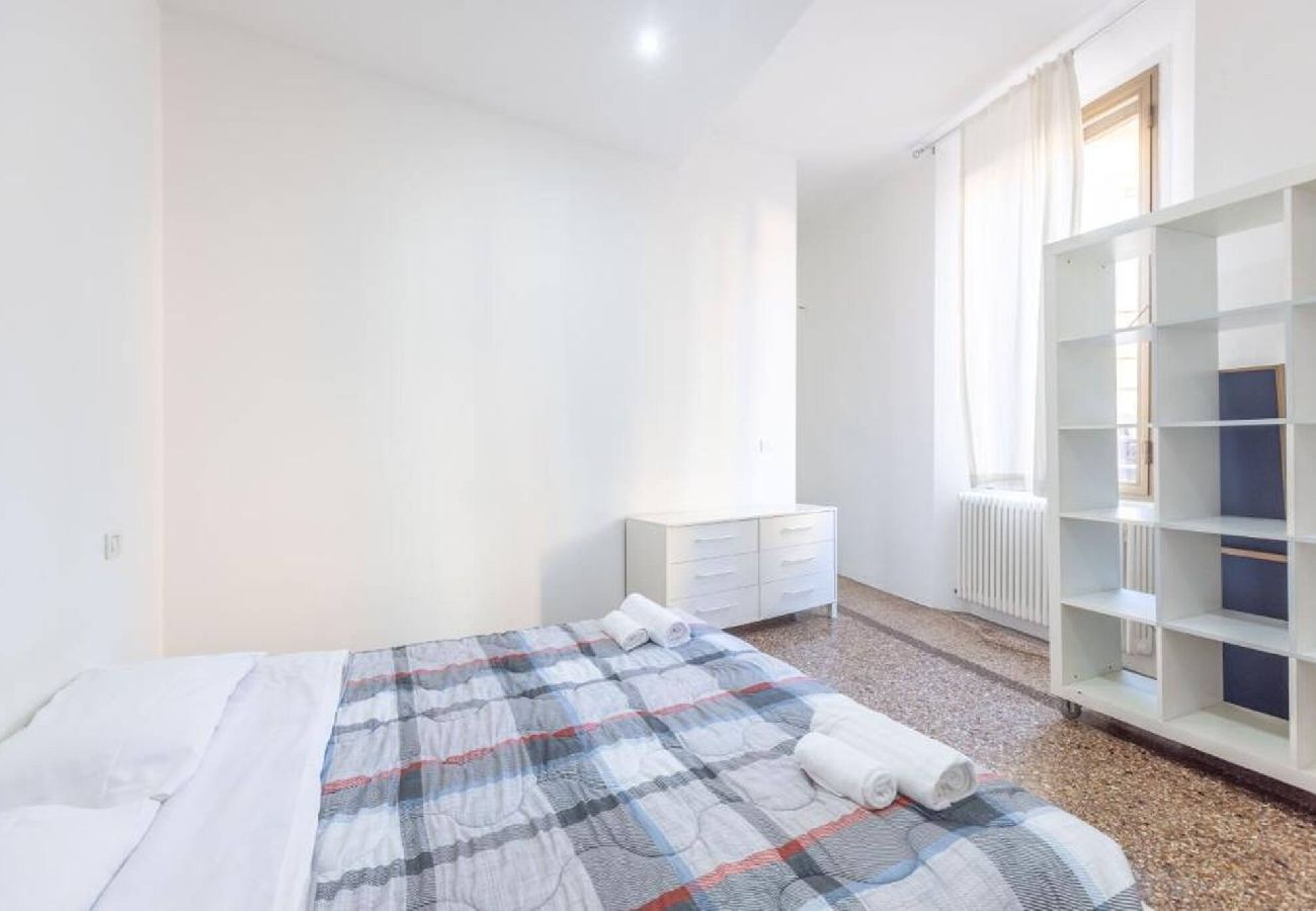 Appartamento a Bologna - Nel Ghetto, Bologna By Short Holidays