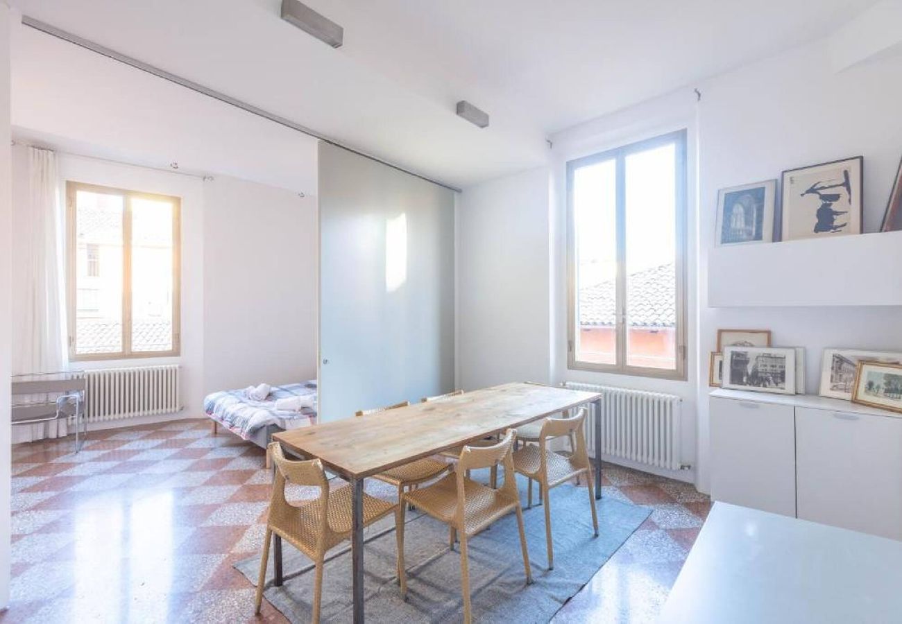 Appartamento a Bologna - Nel Ghetto, Bologna By Short Holidays