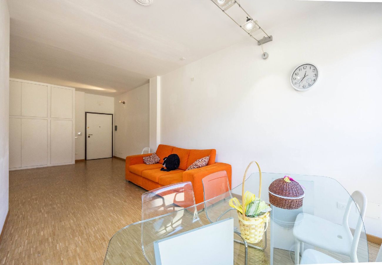 Appartamento a Bologna - Lame Pro, Bologna by Short Holidays