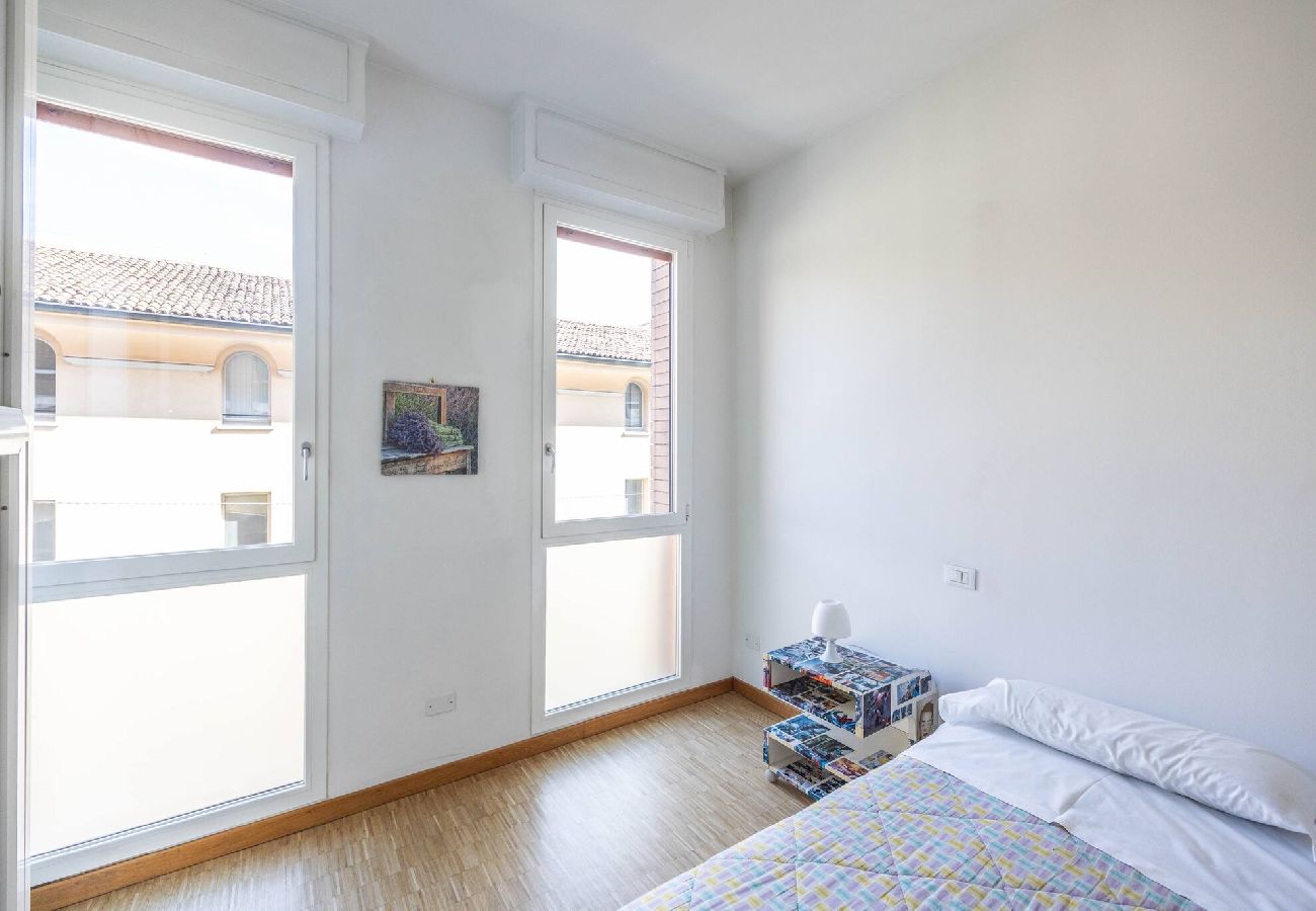 Appartamento a Bologna - Lame Pro, Bologna by Short Holidays