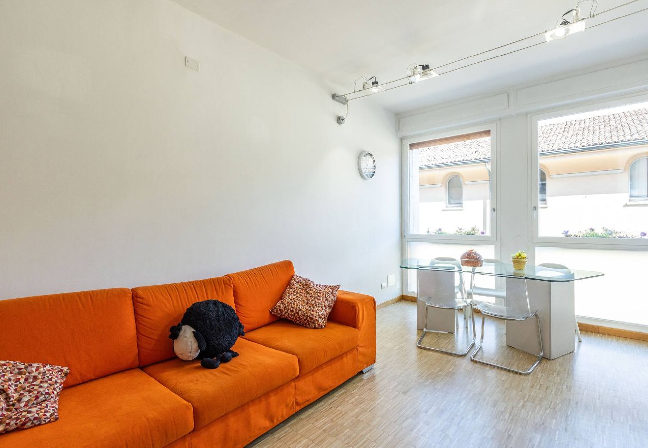 Appartamento a Bologna - Lame Pro, Bologna by Short Holidays