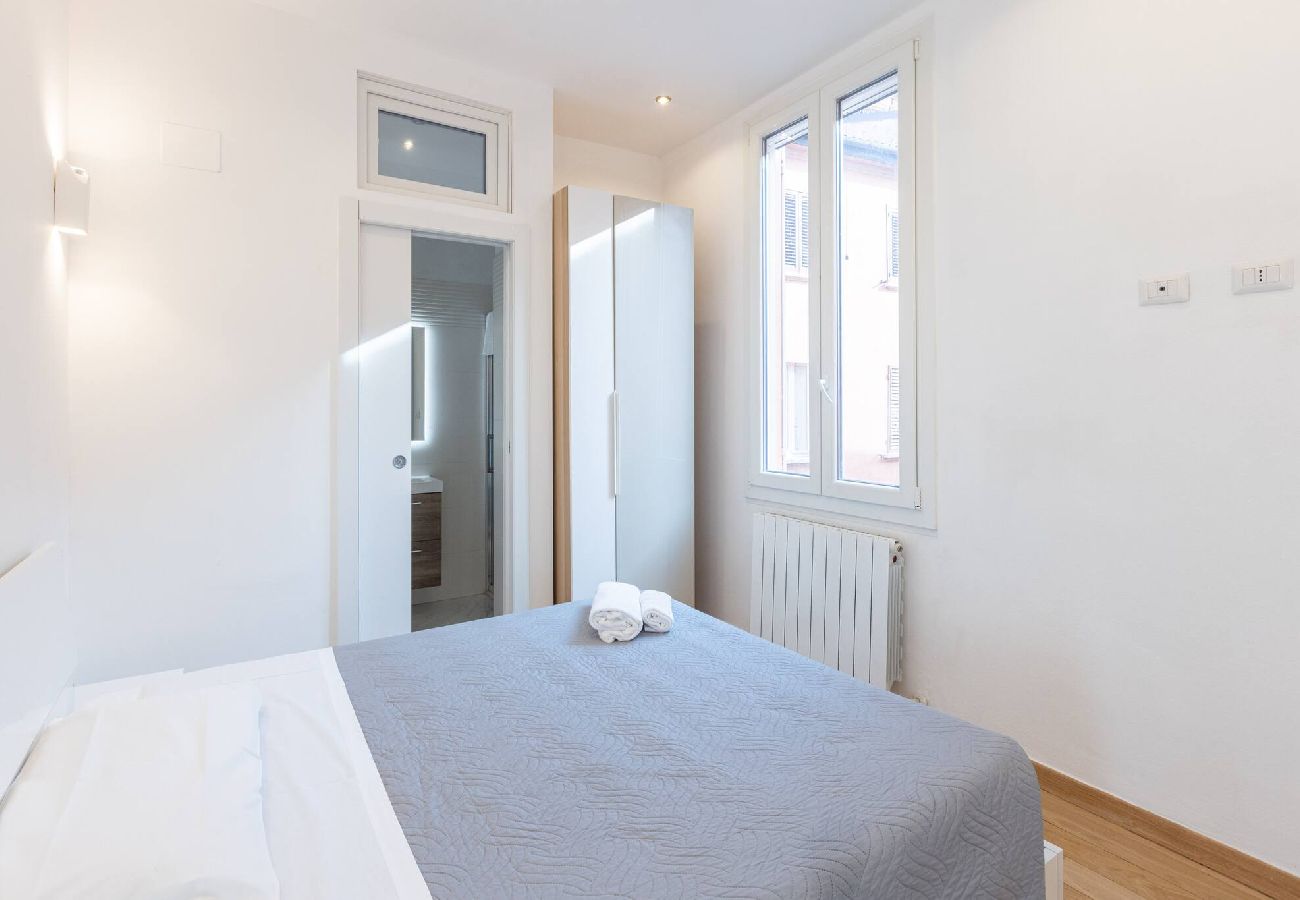 Appartamento a Bologna - Garisenda, Bologna By Short Holidays