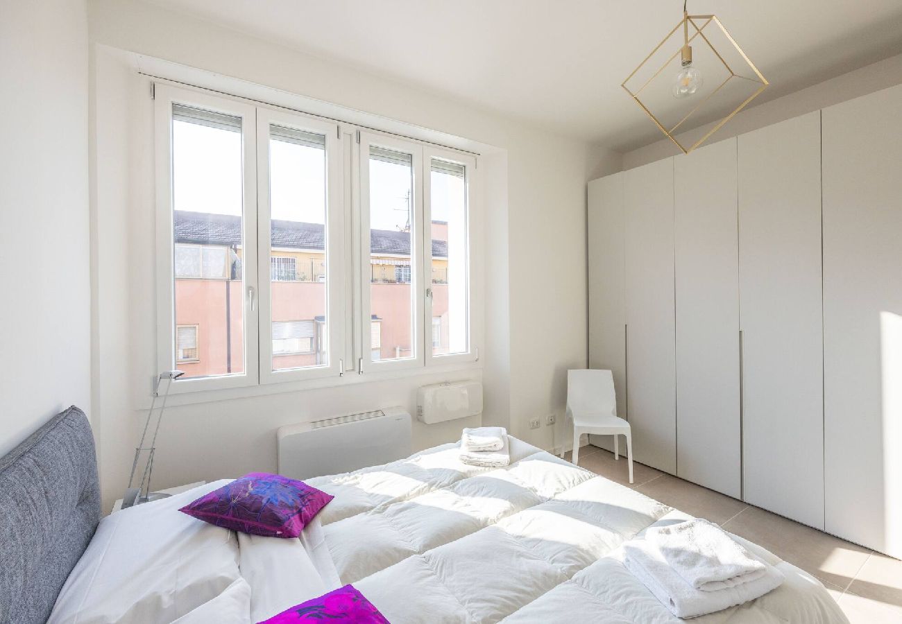 Appartamento a Bologna - Lame 15, Bologna by Short Holidays
