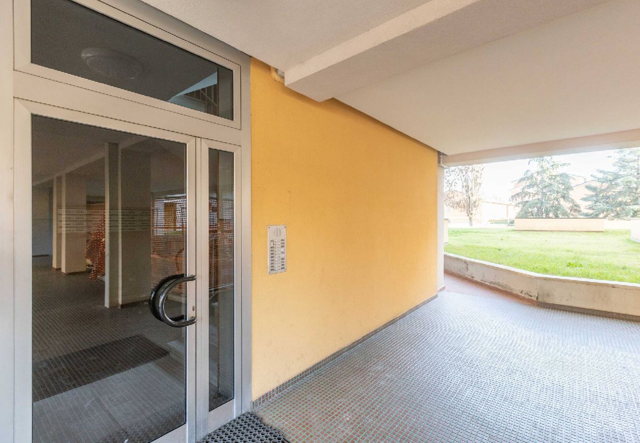 Appartamento a Bologna - Navile, Bologna by Short Holidays