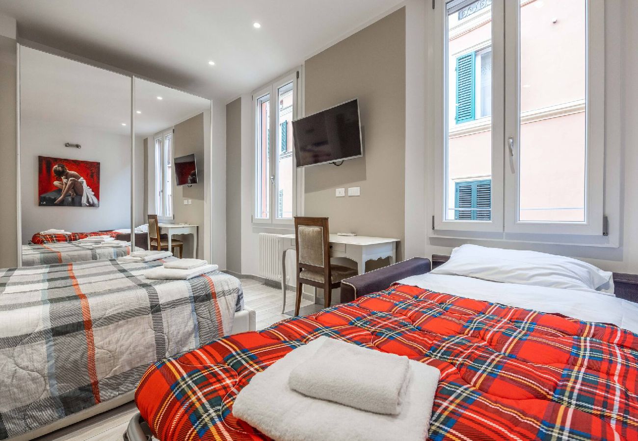 Appartamento a Bologna - De´Giudei, Bologna by Short Holidays