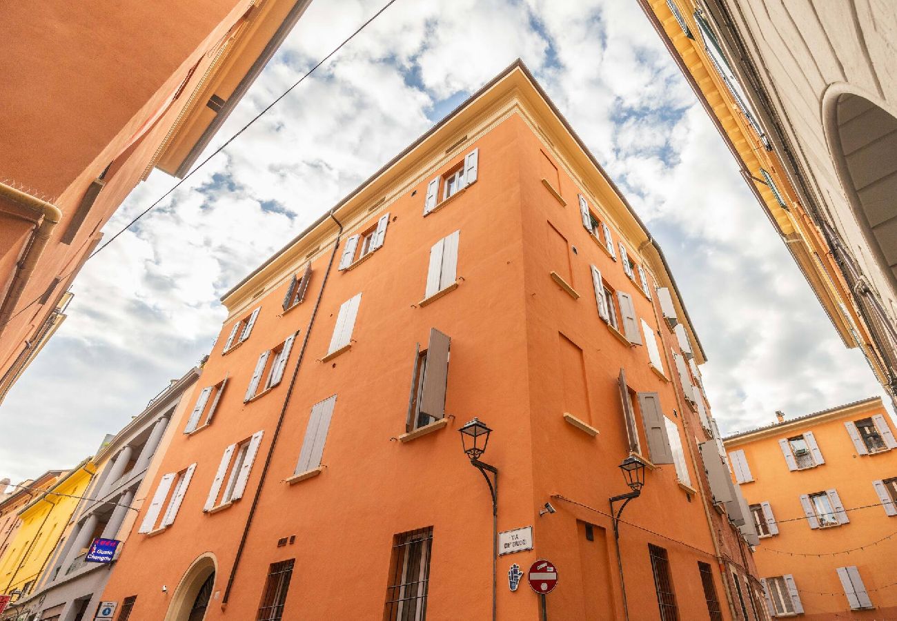 Appartamento a Bologna - De´Giudei, Bologna by Short Holidays