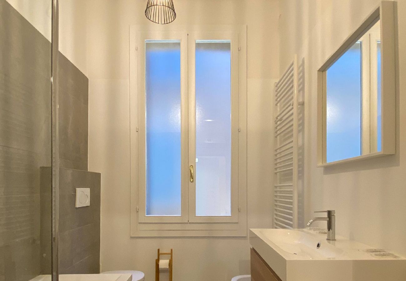 Appartamento a Bologna - Porta Nova, Bologna by Short Holidays