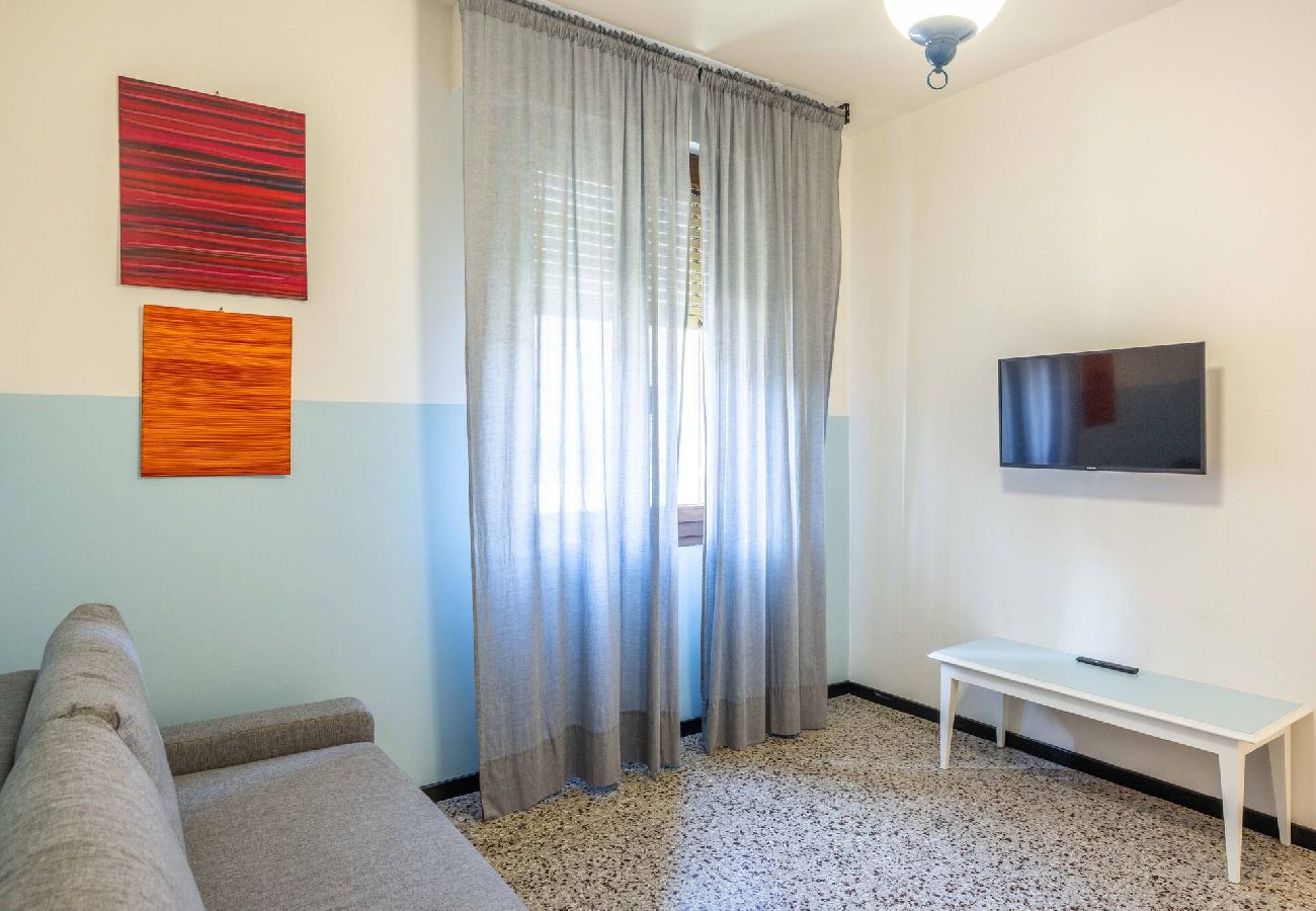 Affitto per camere a Bologna - Stanza Fiori, Bologna by Short Holidays