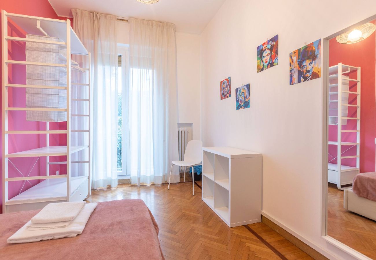 Appartamento a Bologna - La Finestra Sul Centro, Bologna By Short Holidays