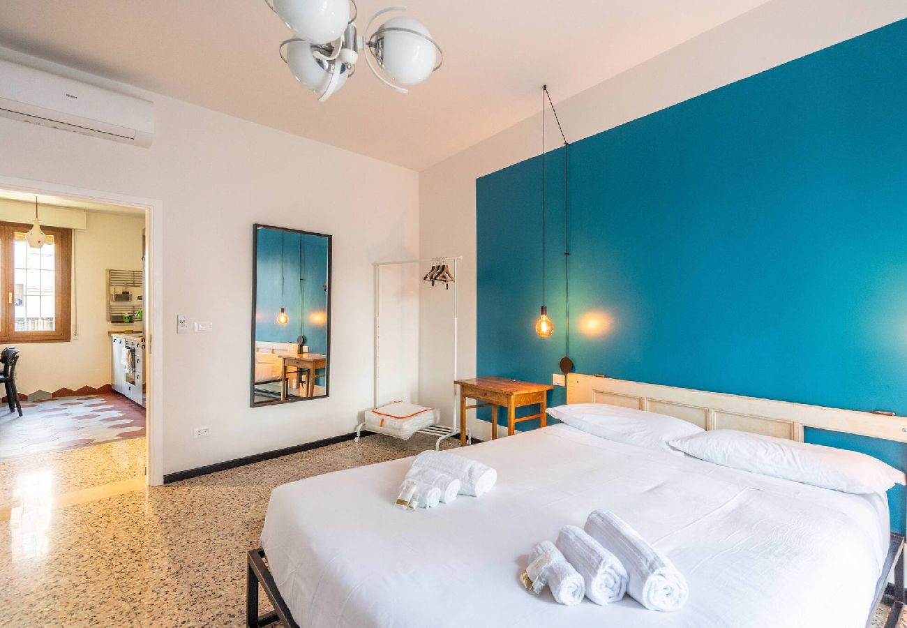 Affitto per camere a Bologna - Stanza Cuori, Bologna