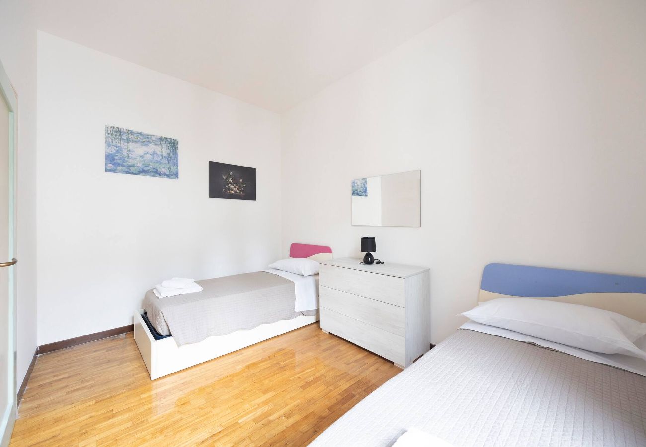 Appartamento a Bologna - Family & Friends, Bologna by Short Holidays