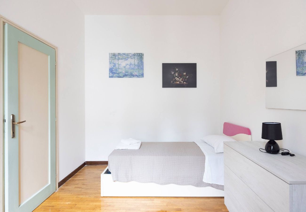 Appartamento a Bologna - Family & Friends, Bologna by Short Holidays