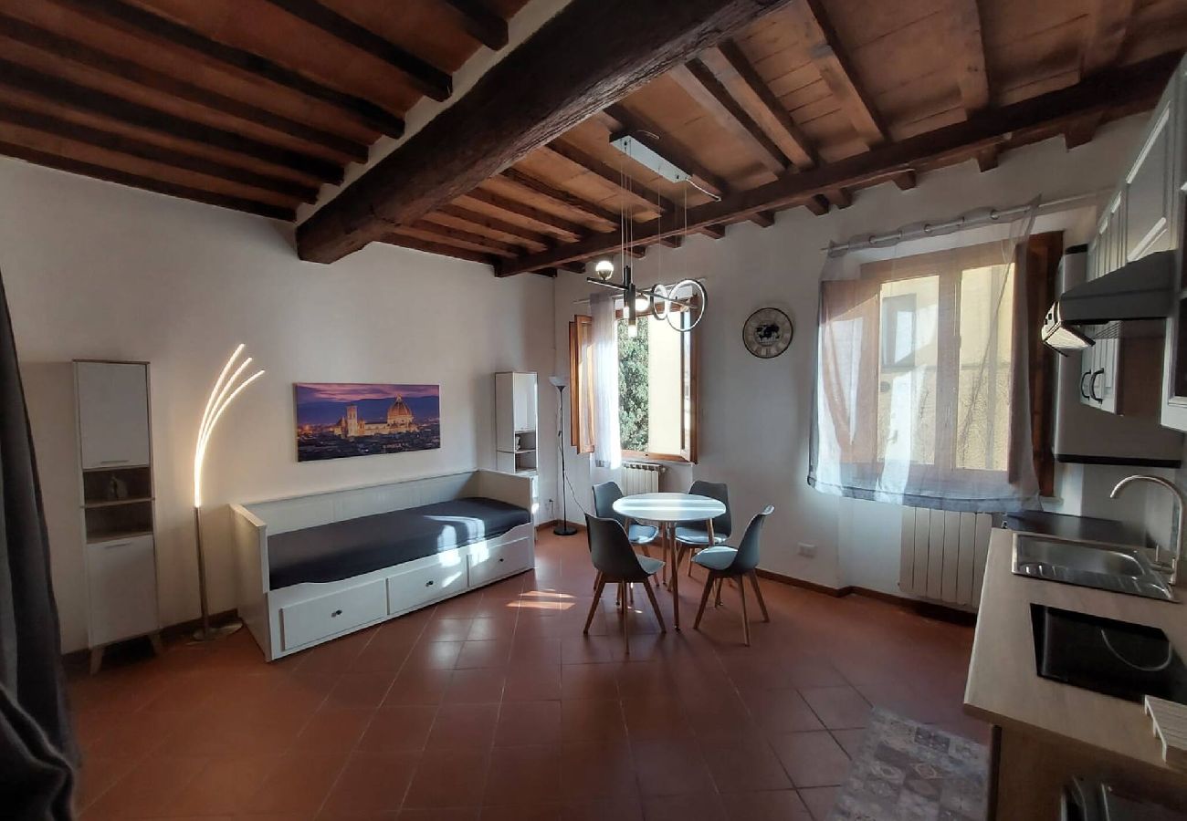 Appartamento a Firenze - Old Bridge, Firenze by Short Holidays