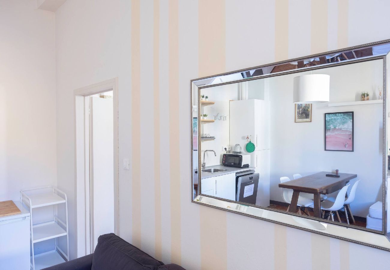 Appartamento a Bologna - Santo Stefano 2, Bologna by Short Holidays