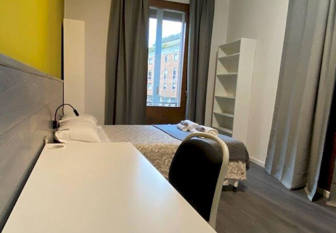 Appartamento a Bologna - Maison San Felice, Bologna by Short Holidays