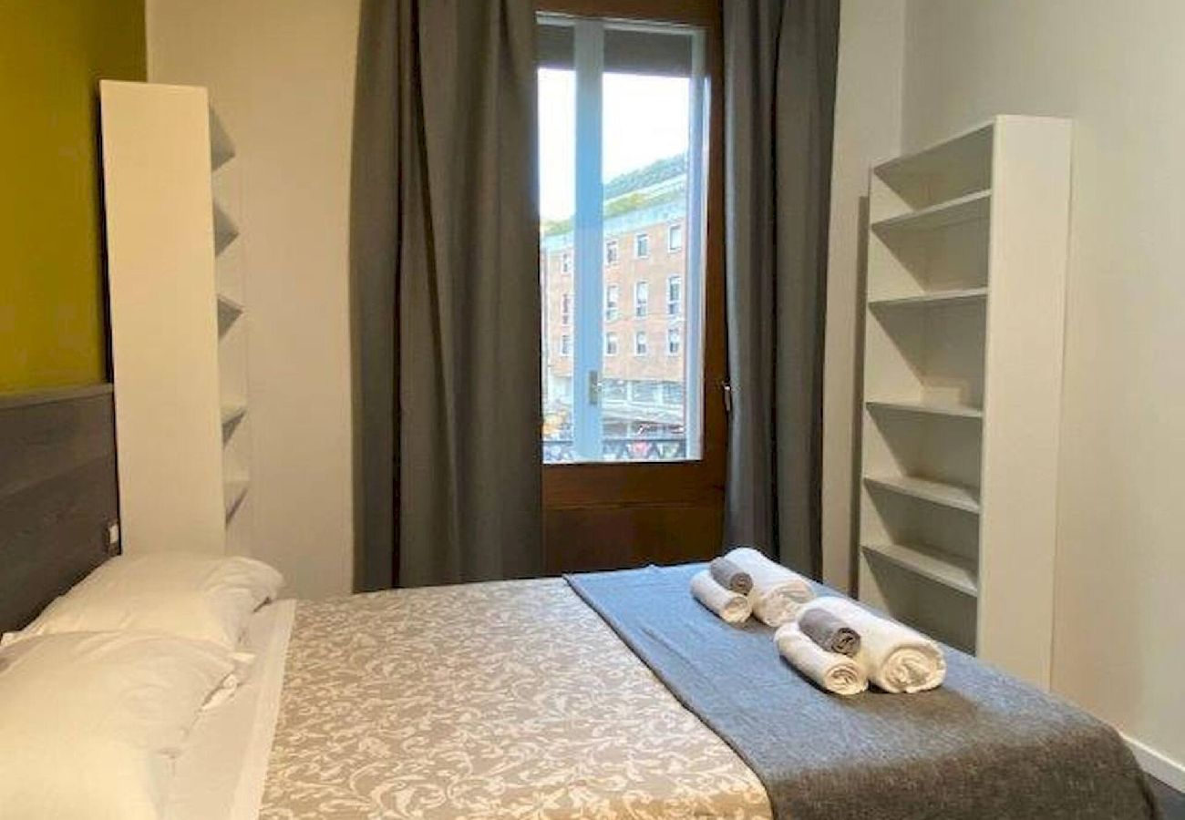 Appartamento a Bologna - Maison San Felice, Bologna by Short Holidays