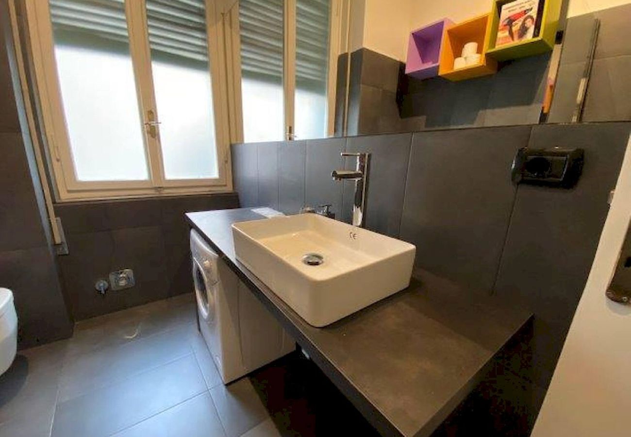 Appartamento a Bologna - Maison San Felice, Bologna by Short Holidays