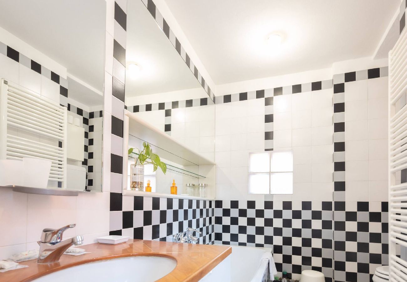 Appartamento a Bologna - Riva Reno, Bologna by Short Holidays