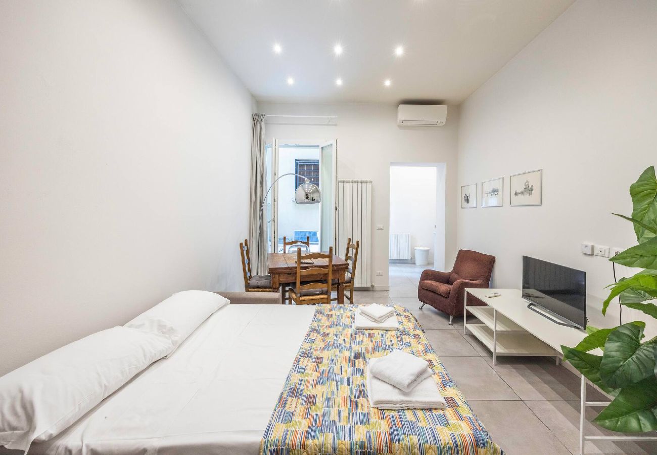 Appartamento a Bologna - Casa dei Fiori, Bologna by Short Holidays