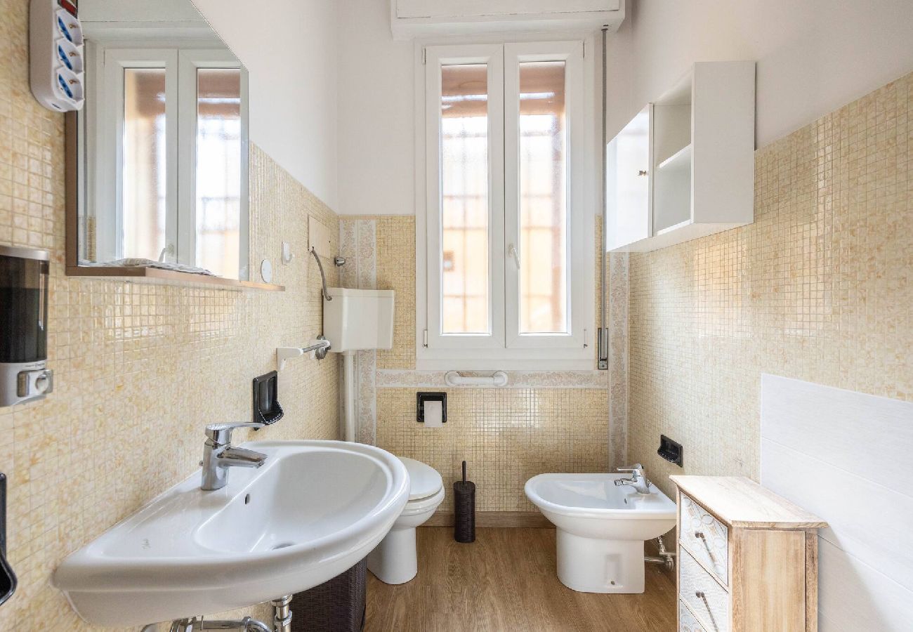 Appartamento a Bologna - Busacchi, Bologna by Short Holidays