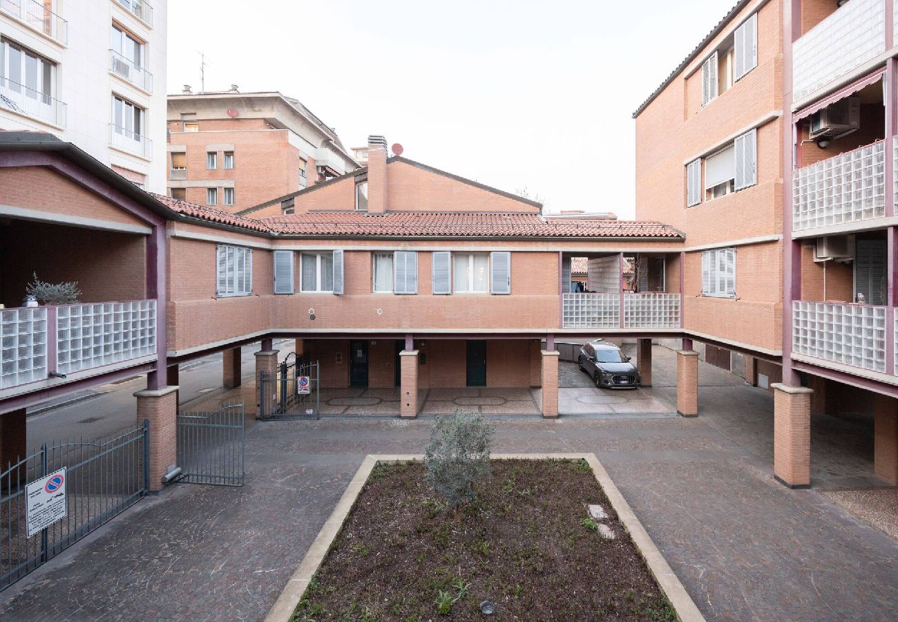 Appartamento a Bologna - San Rocco, Bologna by Short Holidays