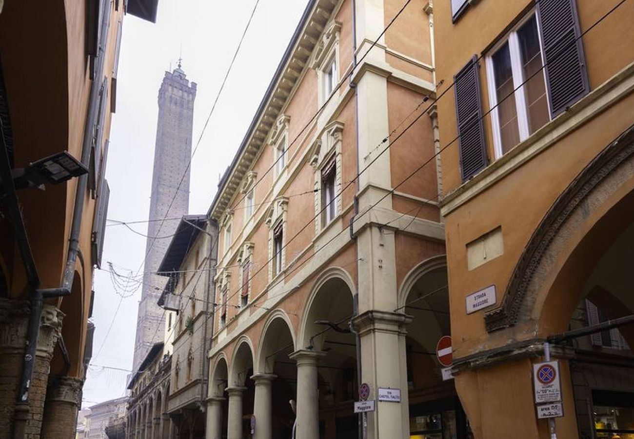 Appartamento a Bologna - Strada Maggiore, Bologna by Short Holidays