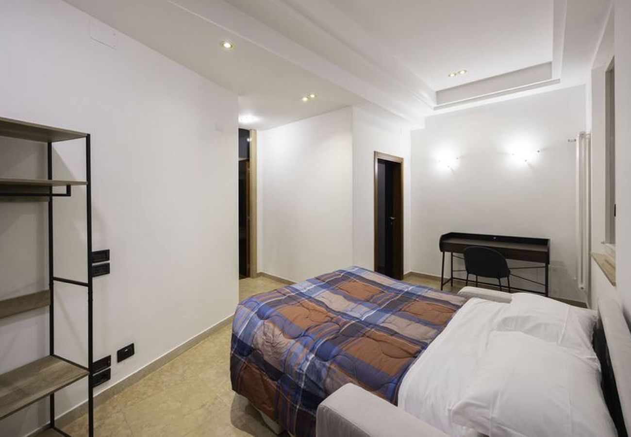 Appartamento a Bologna - Strada Maggiore, Bologna by Short Holidays
