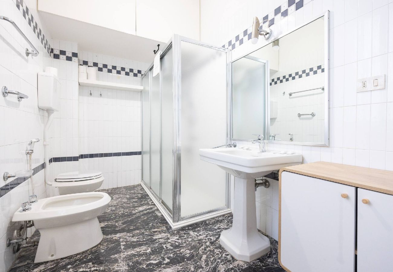Appartamento a Bologna - Belle Arti, Bologna by Short Holidays