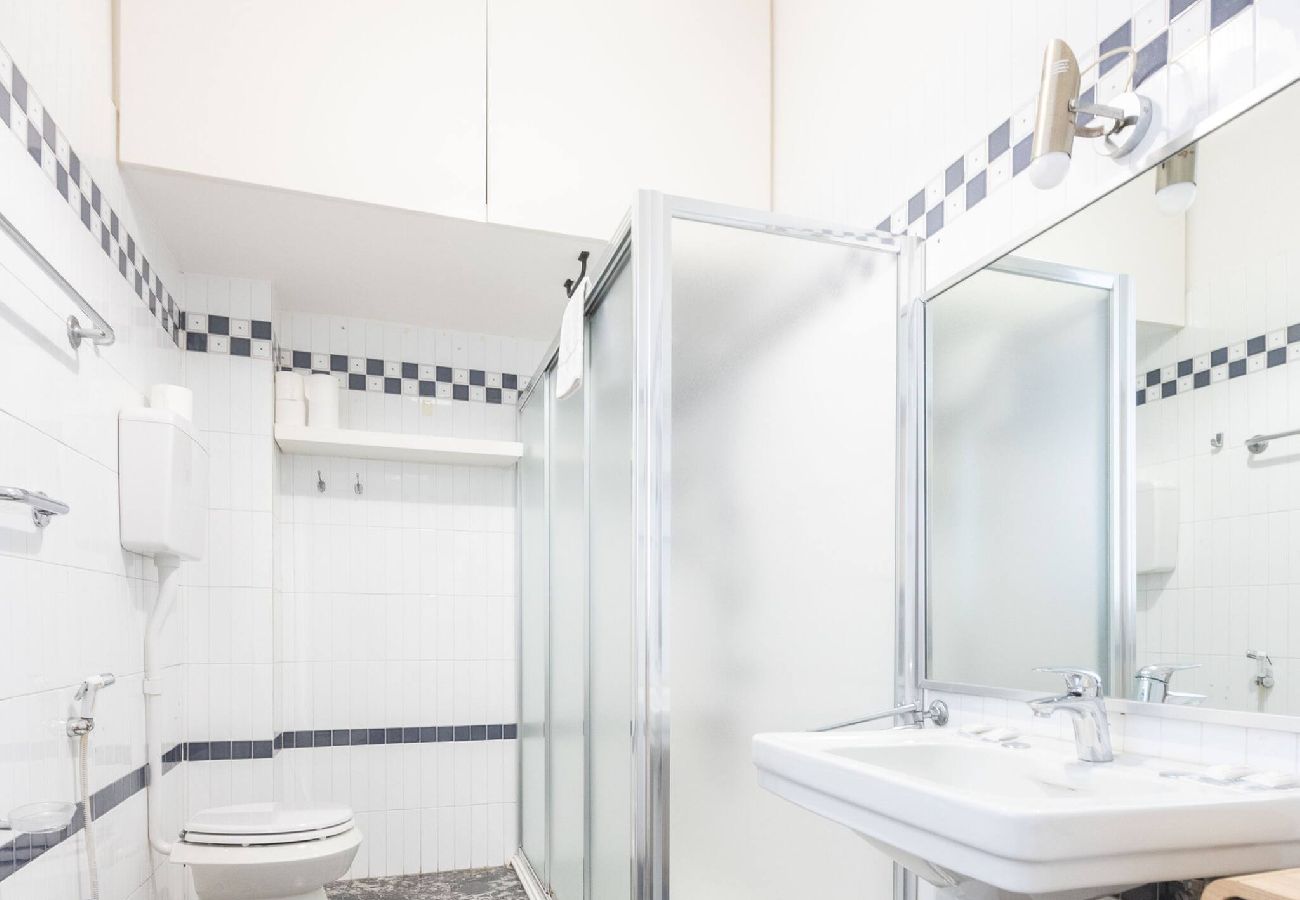 Appartamento a Bologna - Belle Arti, Bologna by Short Holidays