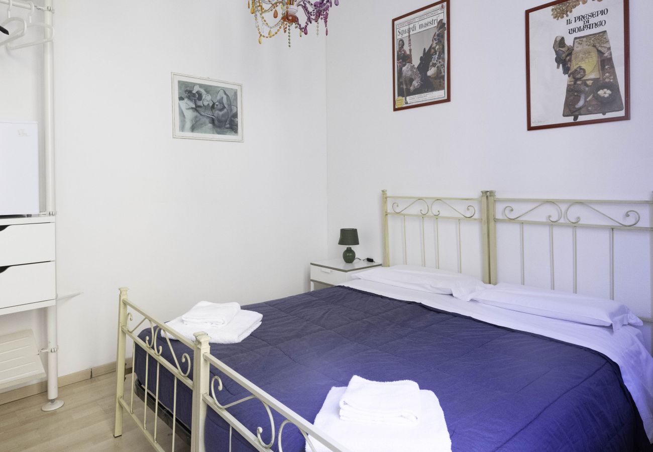 Affitto per camere a Bologna - Stanza Adami, Bologna By Short Holidays