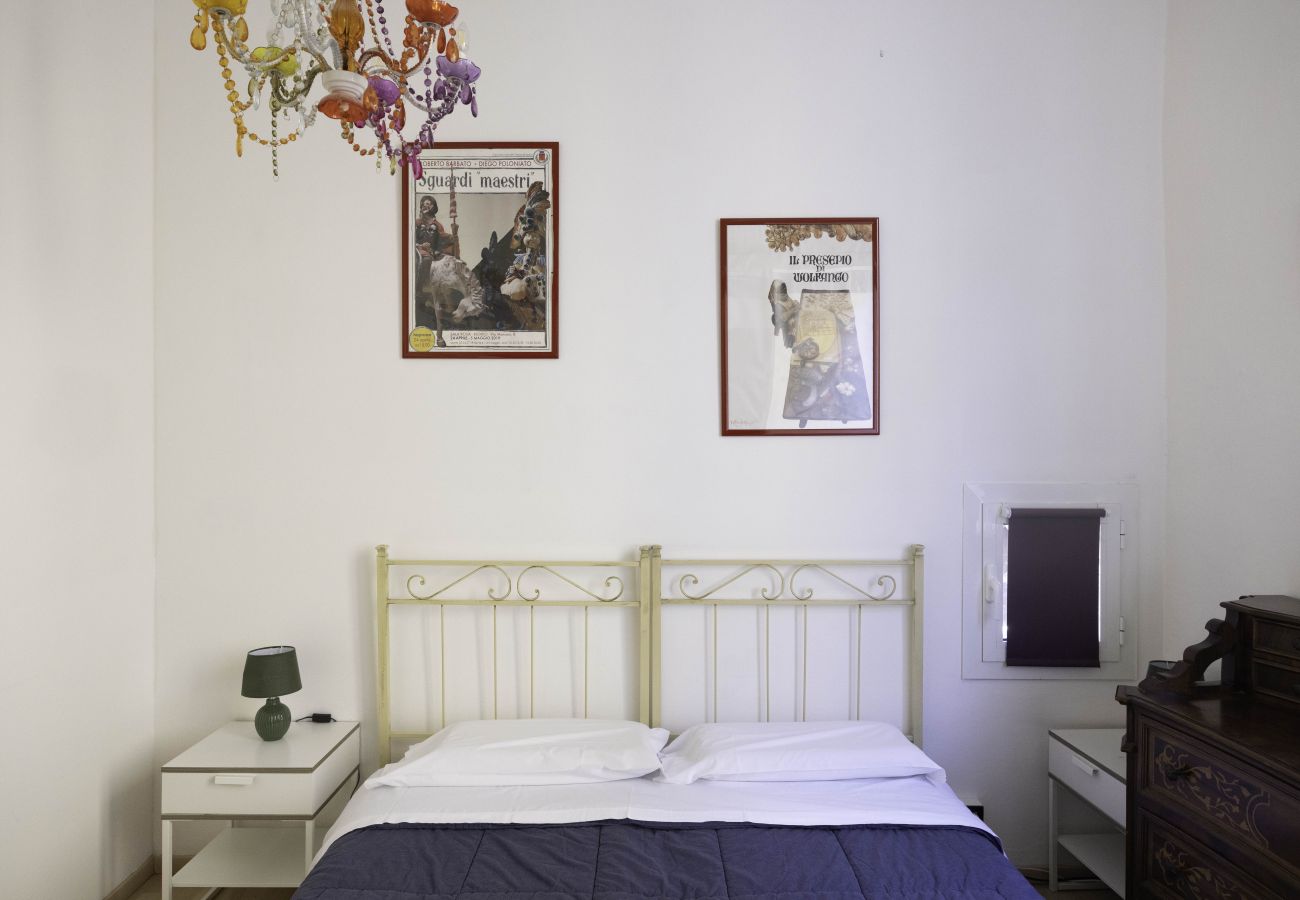 Affitto per camere a Bologna - Stanza Adami, Bologna By Short Holidays