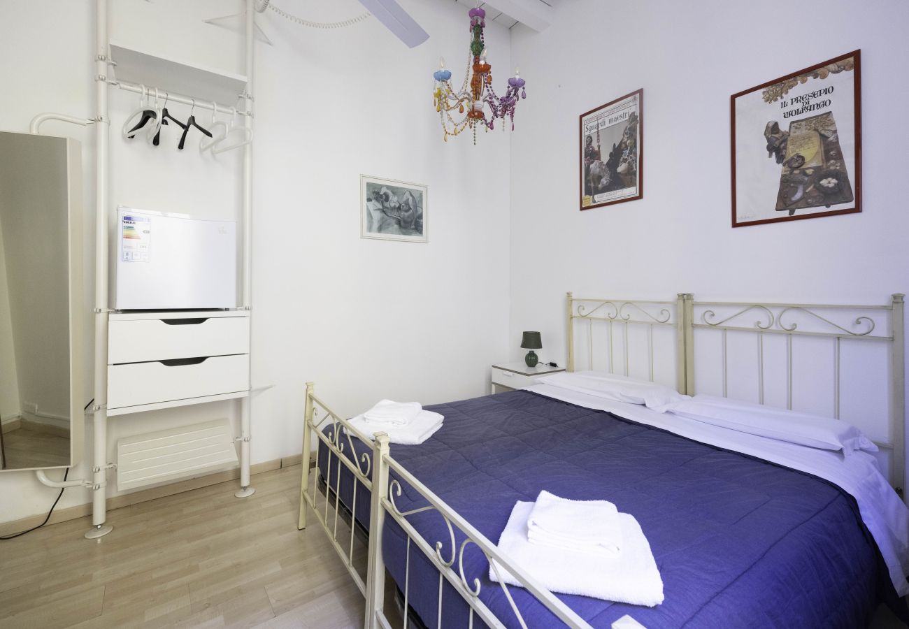 Affitto per camere a Bologna - Stanza Adami, Bologna By Short Holidays