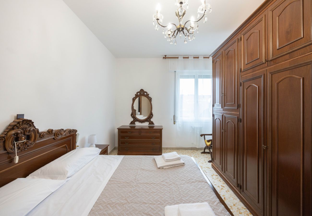 Appartamento a Bologna - Garavaglia, Bologna by Short Holidays