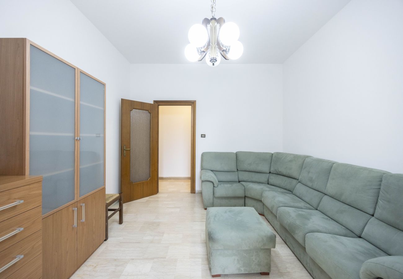 Appartamento a Bologna - Garavaglia, Bologna by Short Holidays