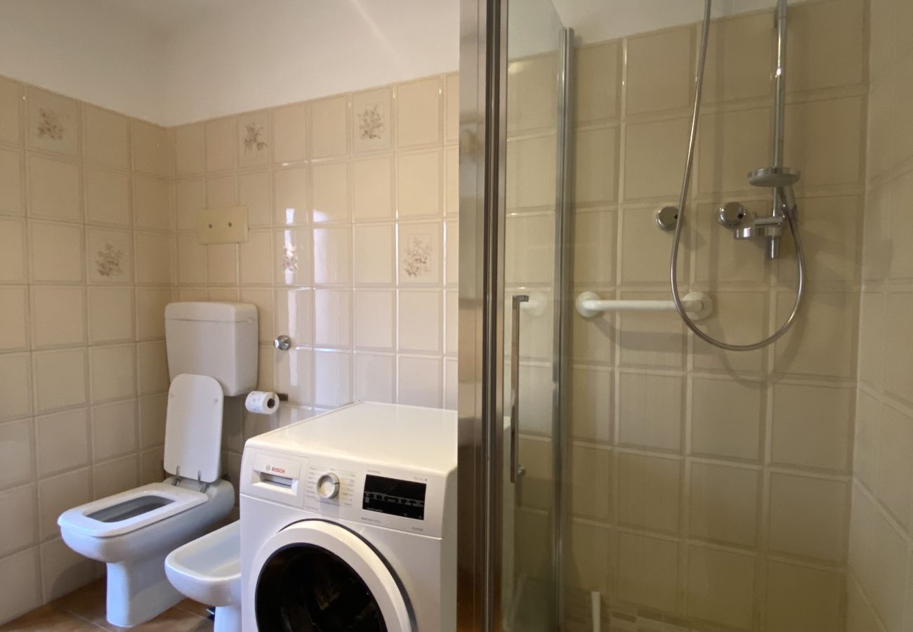 Appartamento a Bologna - La Casa sul Canale, Bologna by Short Holidays
