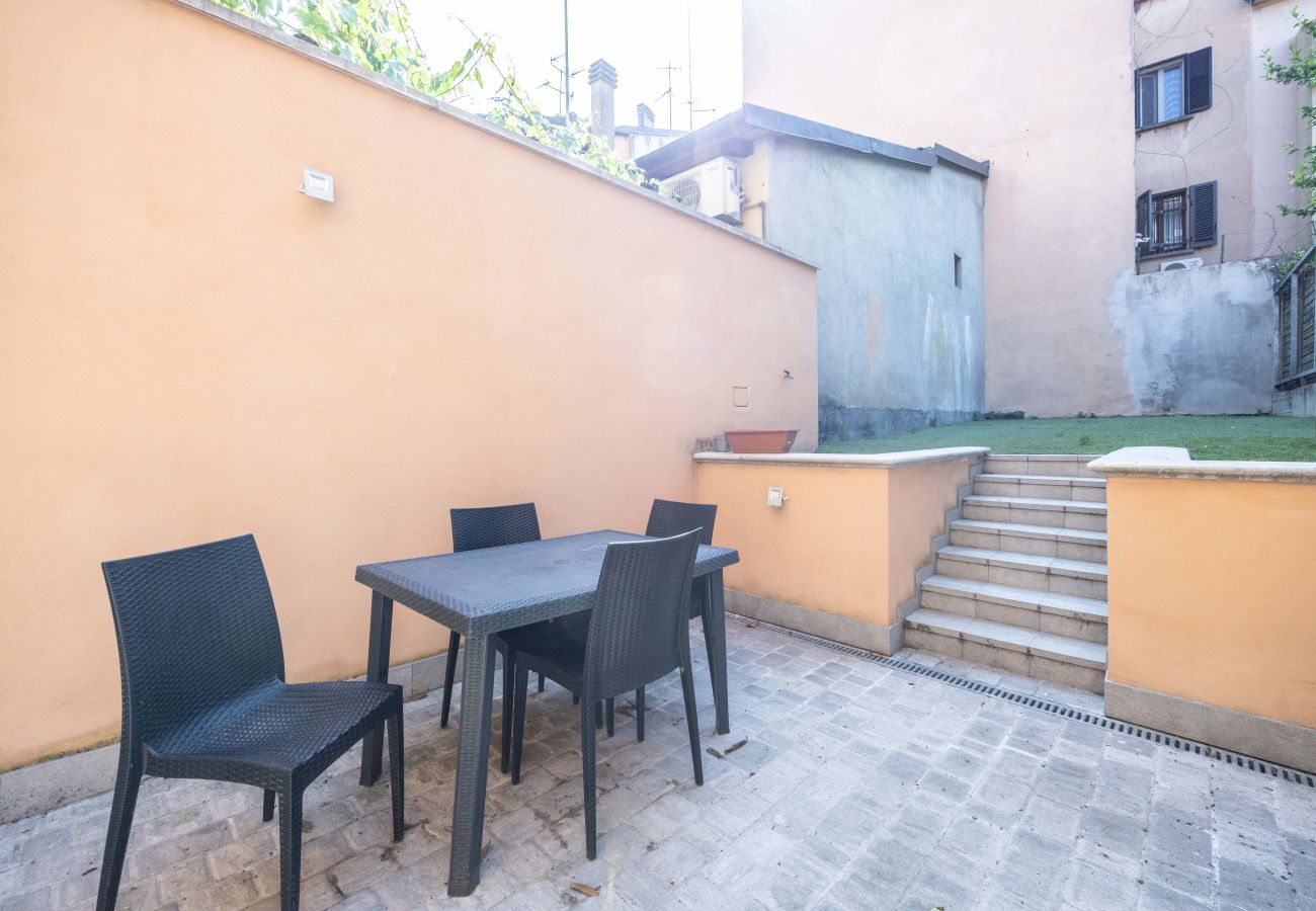 Appartamento a Bologna - Borgo San Pietro Garden, Bologna by Short Holidays